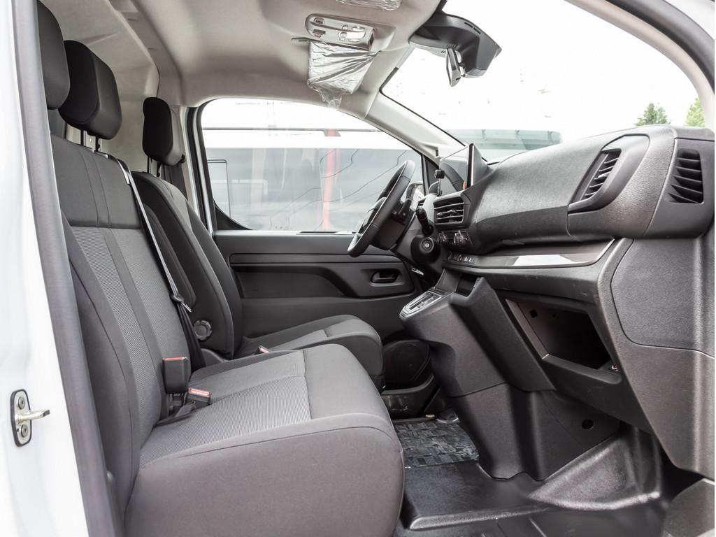 Peugeot EXPERT Kastenwagen 1.5 Diesel 120 M L2 SHZ NAVI