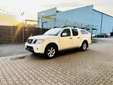 Nissan Navara Pickup Double Cab LE 4X4/AHK3.5t/TÜV NEU - Nissan Navara in Essen