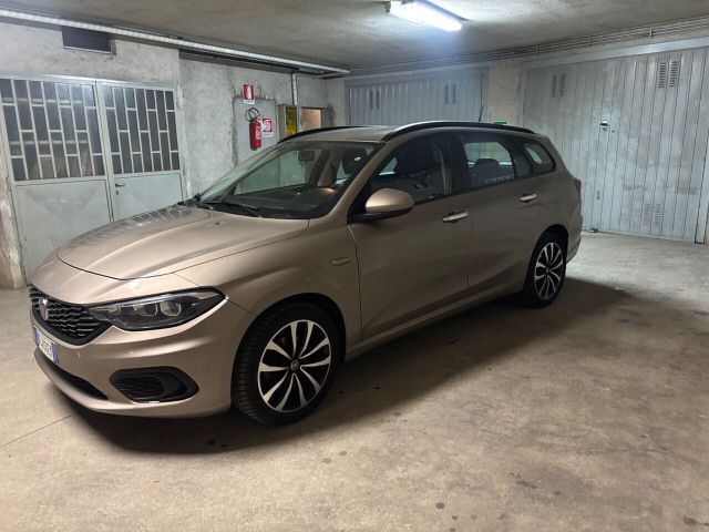 Fiat Tipo 1.4 T-Jet 120CV GPL SW Lounge