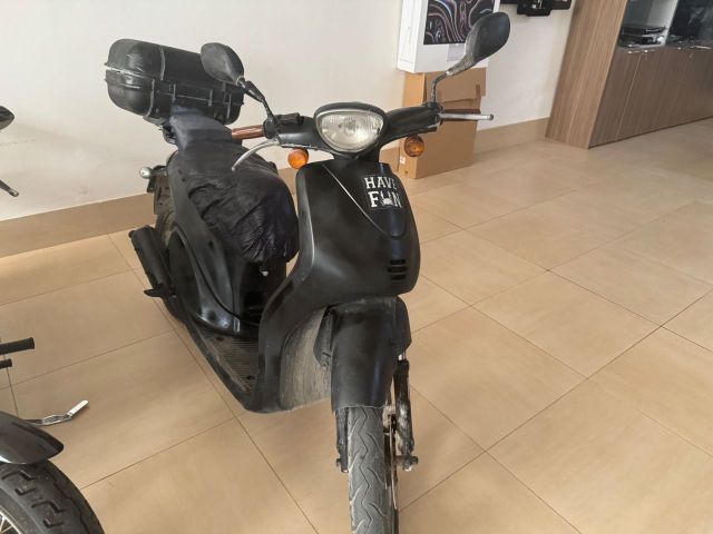 Yamaha Vendesi scooter 50