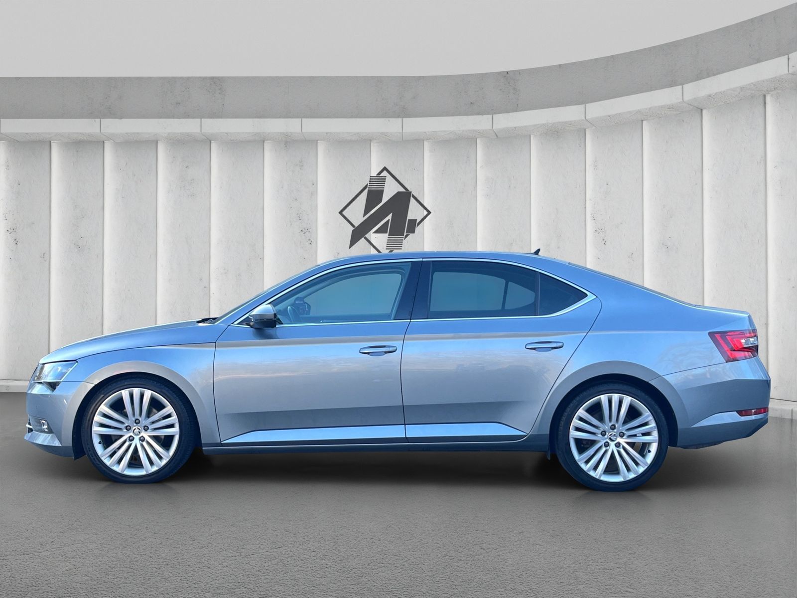 Fahrzeugabbildung SKODA Superb 2.0 TDI*DSG*SHZ*PDC*AHK*Navi*Leder*