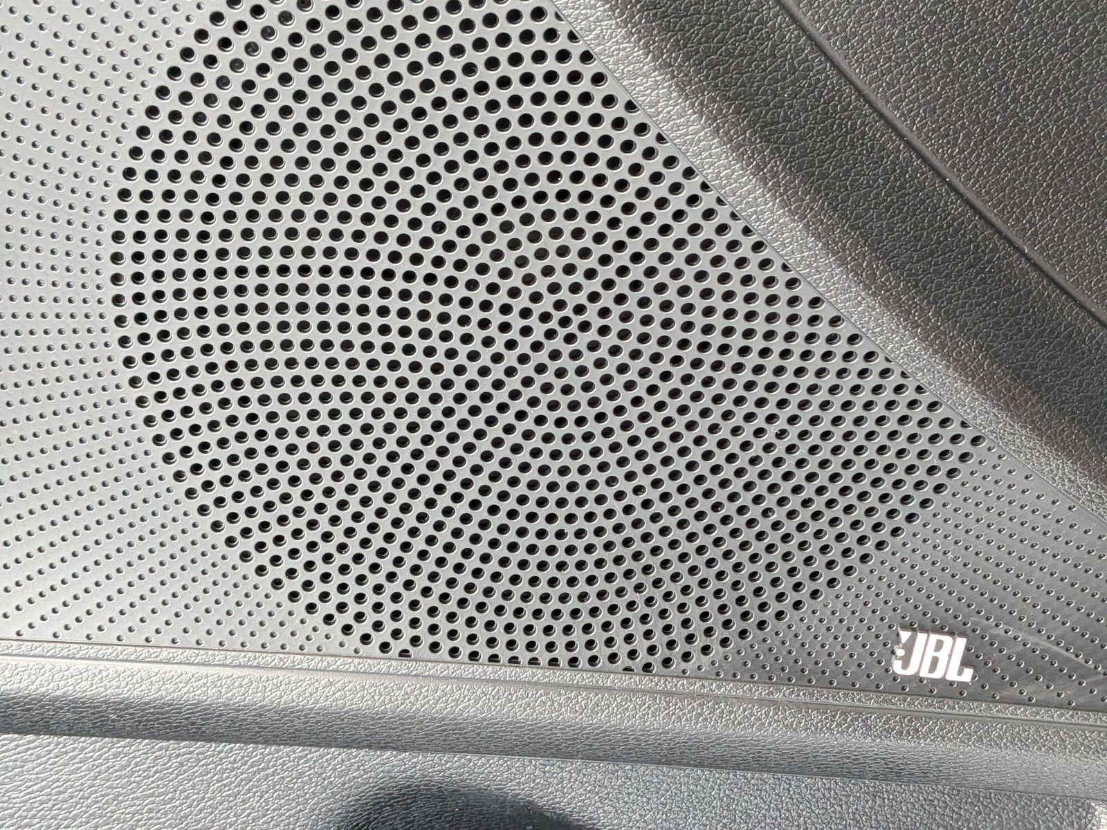 Fahrzeugabbildung Kia cee'd / Ceed GT Line LED JBL ACC KAM 7-JAHRE GAR