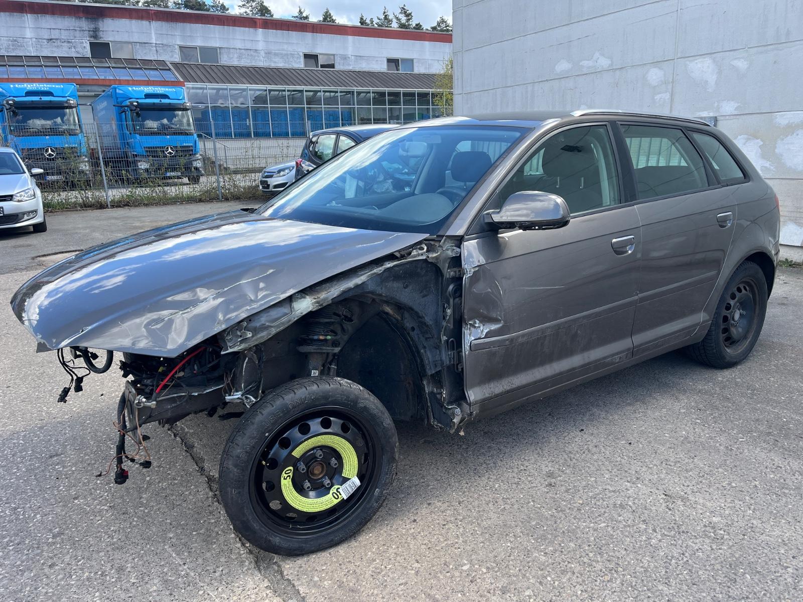 Audi A3 Sportback 1.2 TFSI OHNE MOTOR und GETRIEBE!