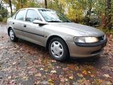 Opel Vectra 1,6l Benzin 96000km Tüv 03/27 ... - Opel Vectra: B V6