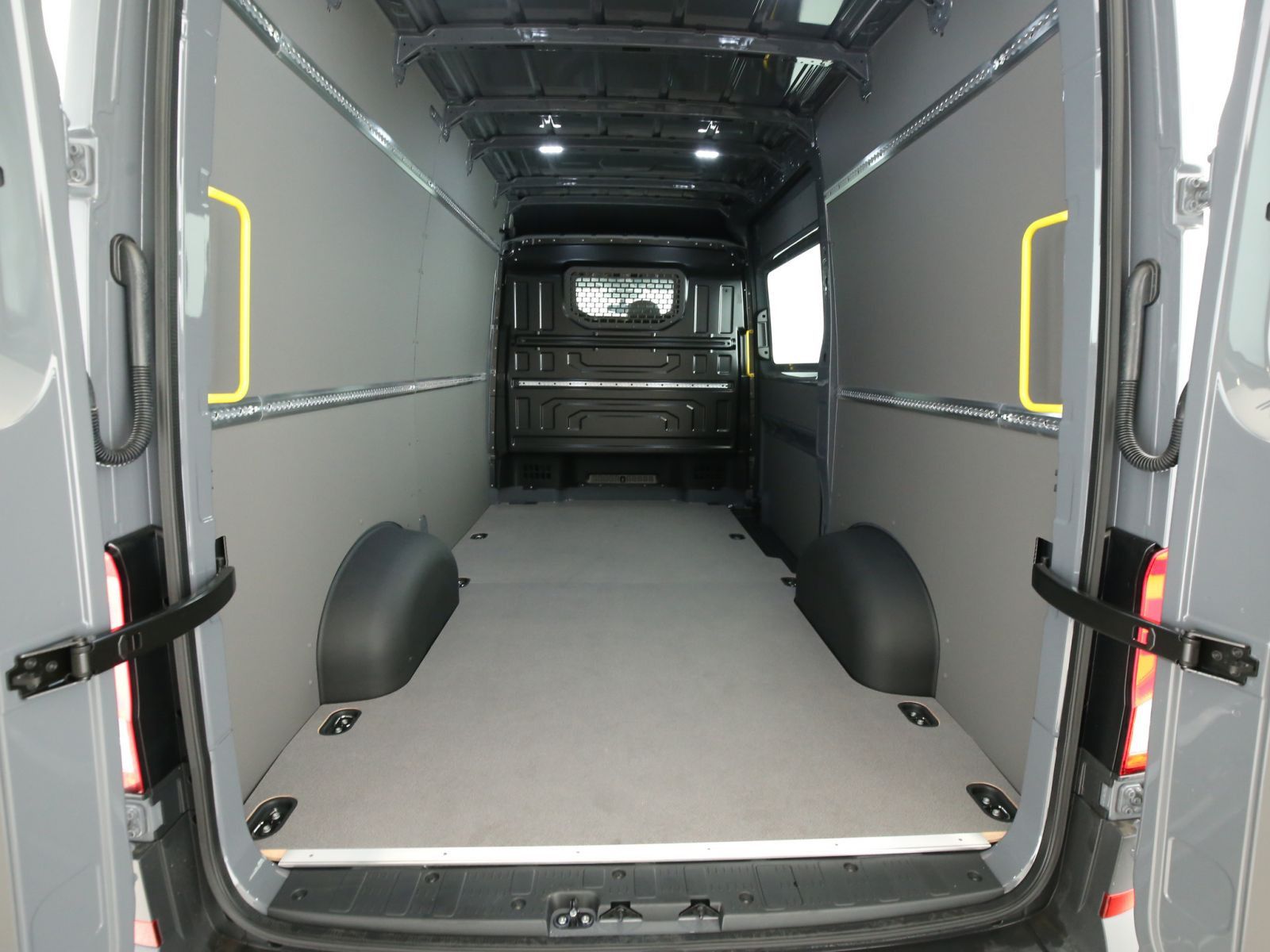 Volkswagen Crafter - Bild 12