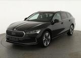 Skoda Superb Combi TDI DSG 4x4 Selection, Standheizung - Skoda Superb Jahreswagen mit Diesel-Antrieb: Kombi