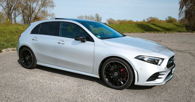 MERCEDES-BENZ A 250 DCT - AMG Line  mit MB Garantie 