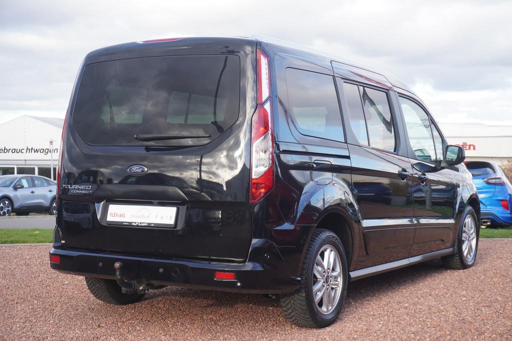 Ford Grand Tourneo