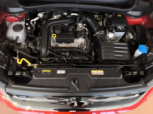 Fahrzeugabbildung Volkswagen T-Cross 1.0 TSI DSG R-Line LED IQ.LIGHT NAVI