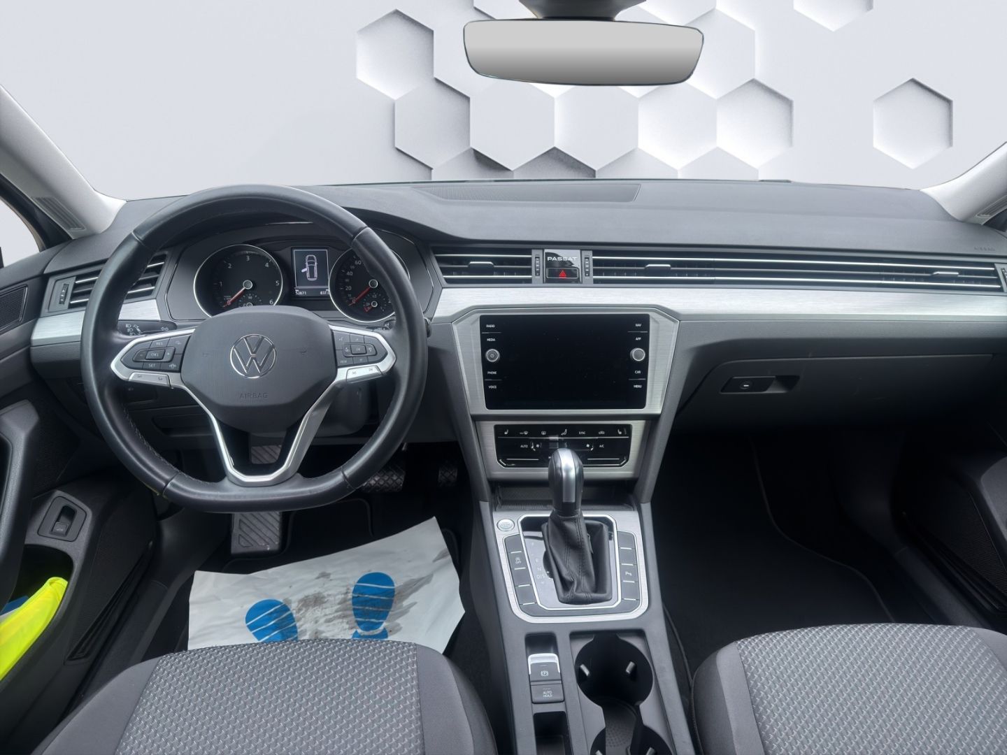 Passat Conceptline 2.0 TDI110kW DSG LED GJR Rück