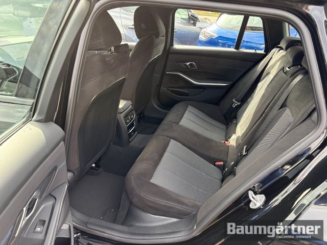 Fahrzeugabbildung BMW 330 i xDrive M-Sport Touring Kamera/ACC/Sitzh.