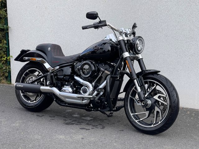 Harley-Davidson Sport Glide FLSB