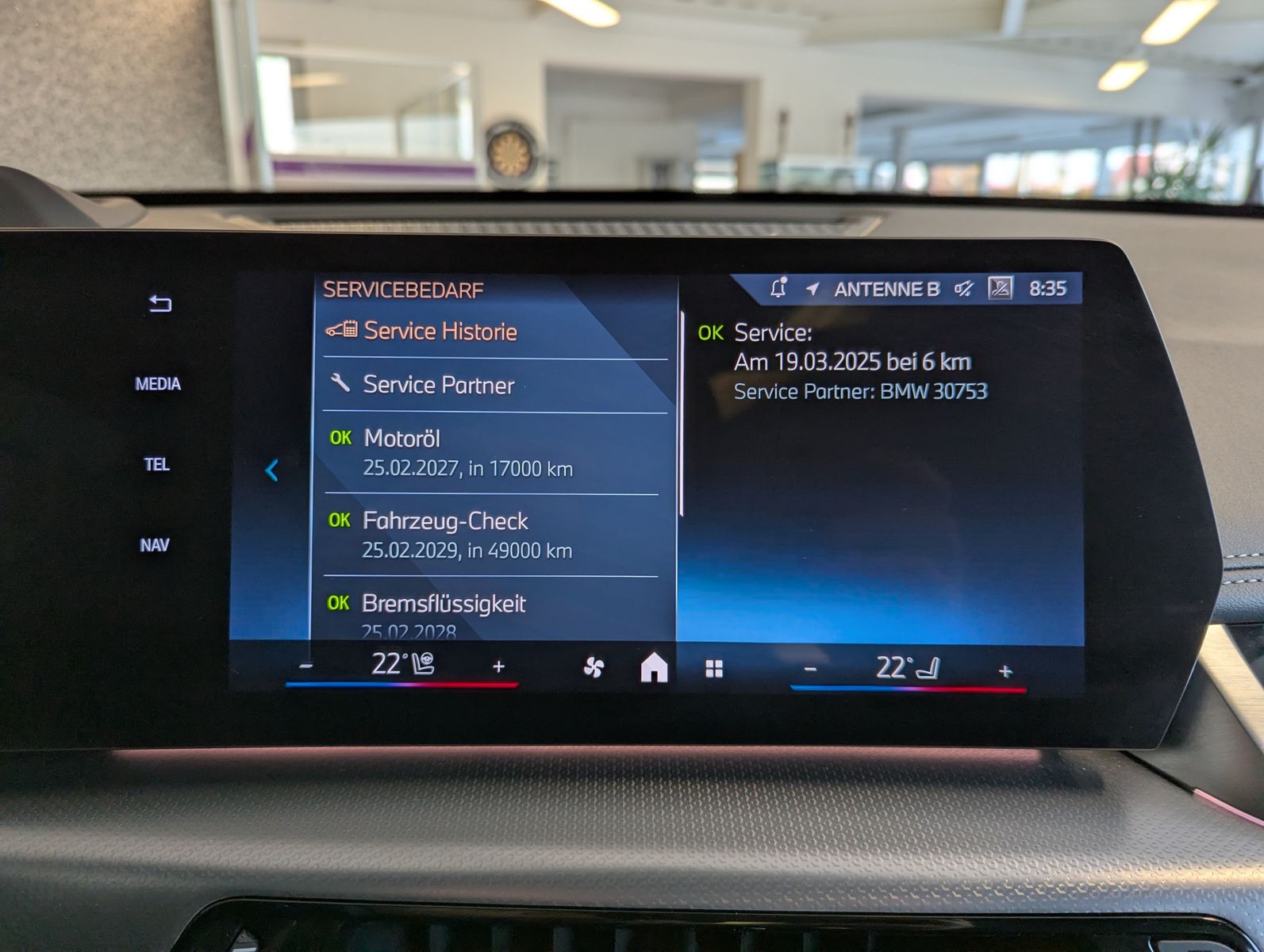 Fahrzeugabbildung BMW X1 23 i M-Sport Innovat.-Comfort-Paket Pano AHK