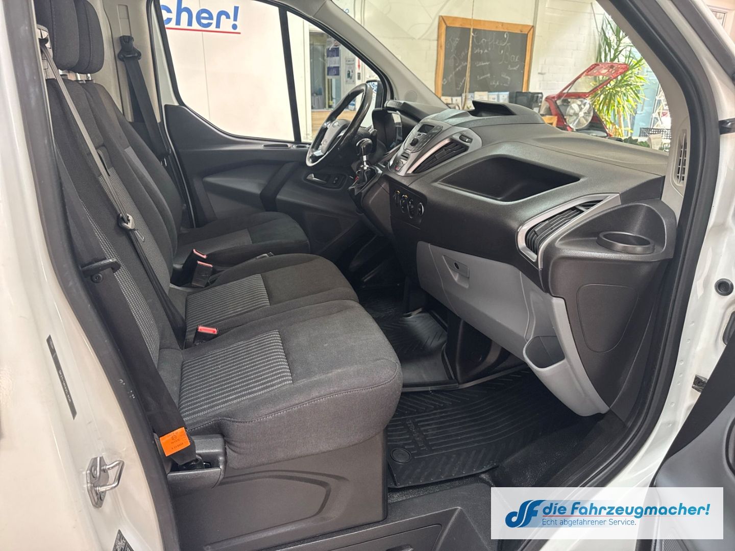 Fahrzeugabbildung Ford Transit Custom Kasten L1 H1 Trend Klima 2.0  Zah