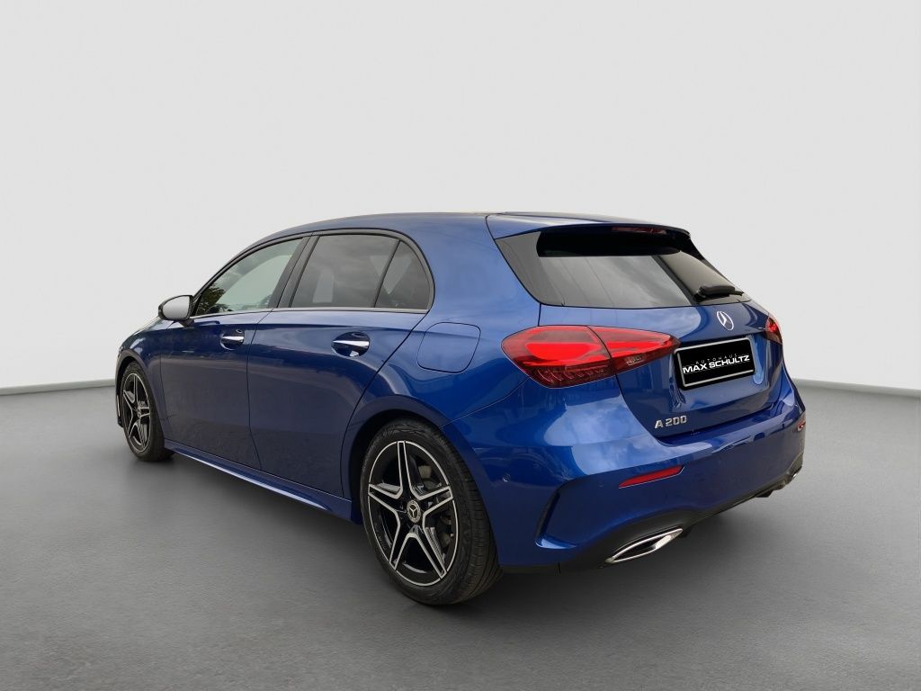 Fahrzeugabbildung Mercedes-Benz A 200 AMG*NIGHT*MULTIB*AHK*DISTR*TOTW*KEYL*KAM