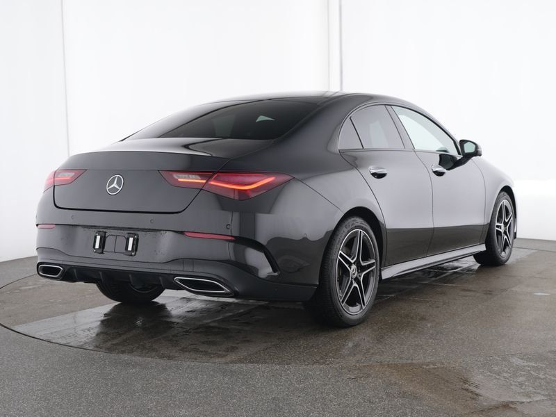 Fahrzeugabbildung Mercedes-Benz CLA 200 AMG *Pano*Distro*Night*MBeam*Sound*360°*