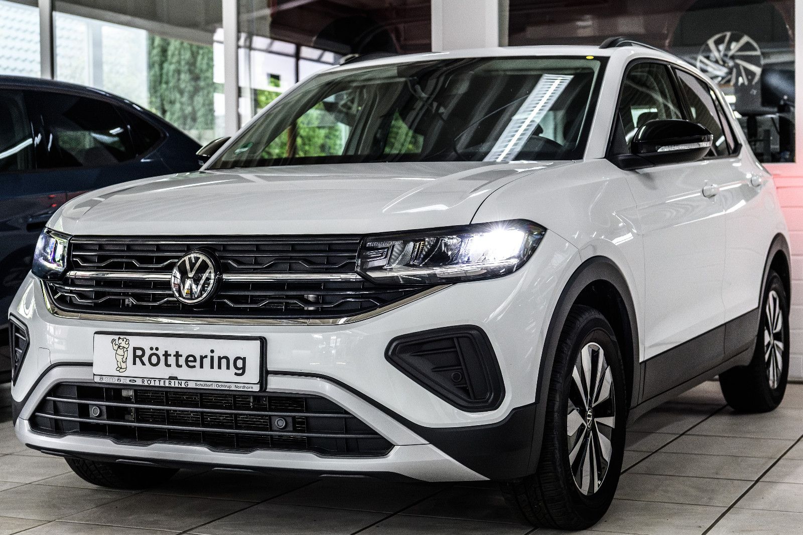 Fahrzeugabbildung Volkswagen T-Cross Goal 1.0 TSI DSG LED+AHK+KAMERA+KEYLESS
