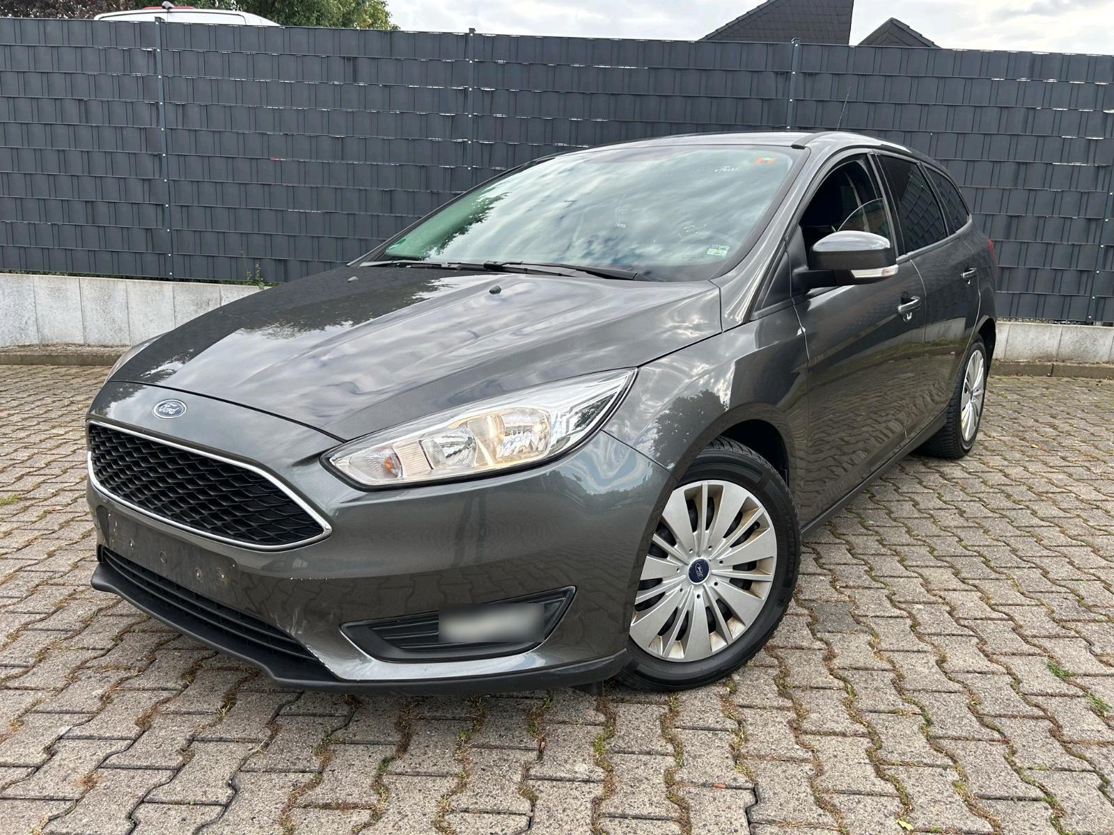 Ford Focus 2015 — engine 116 HP (85kW)