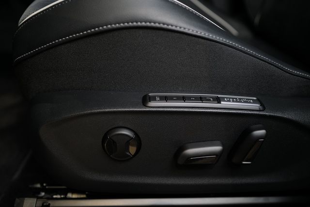 Volkswagen ID.7 Tourer Pro S WäPump AHK 360° DCC HKardon Bl
