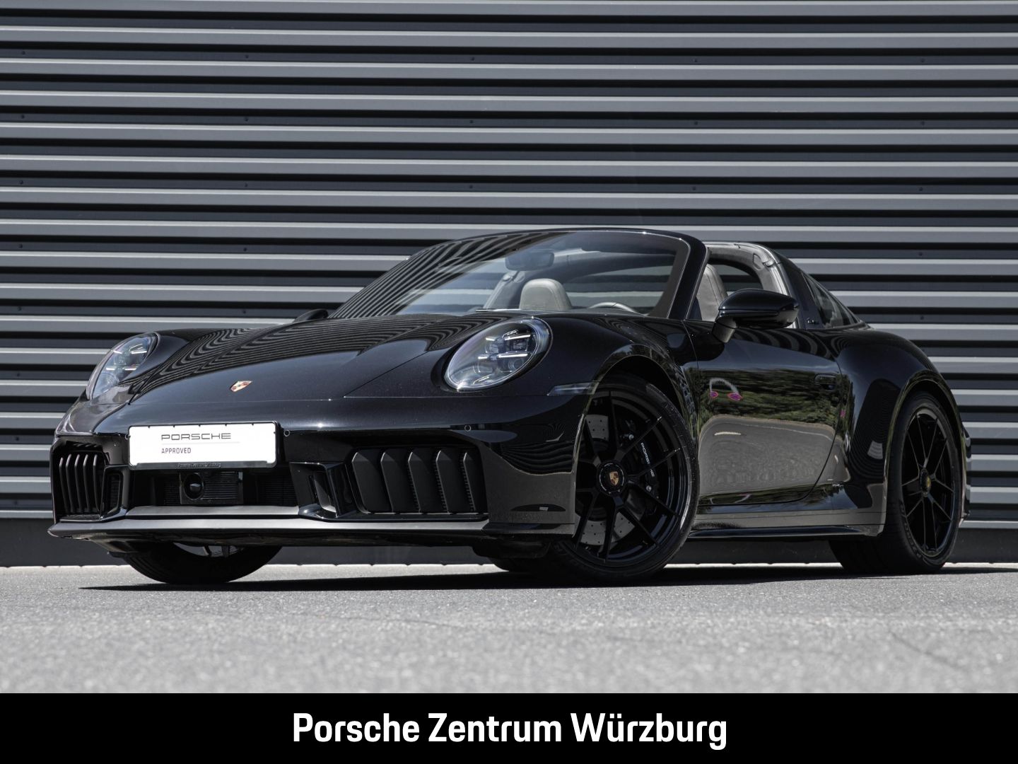 PORSCHE 992 911 Targa 4 GTS Burmester InnoDrive PDCC