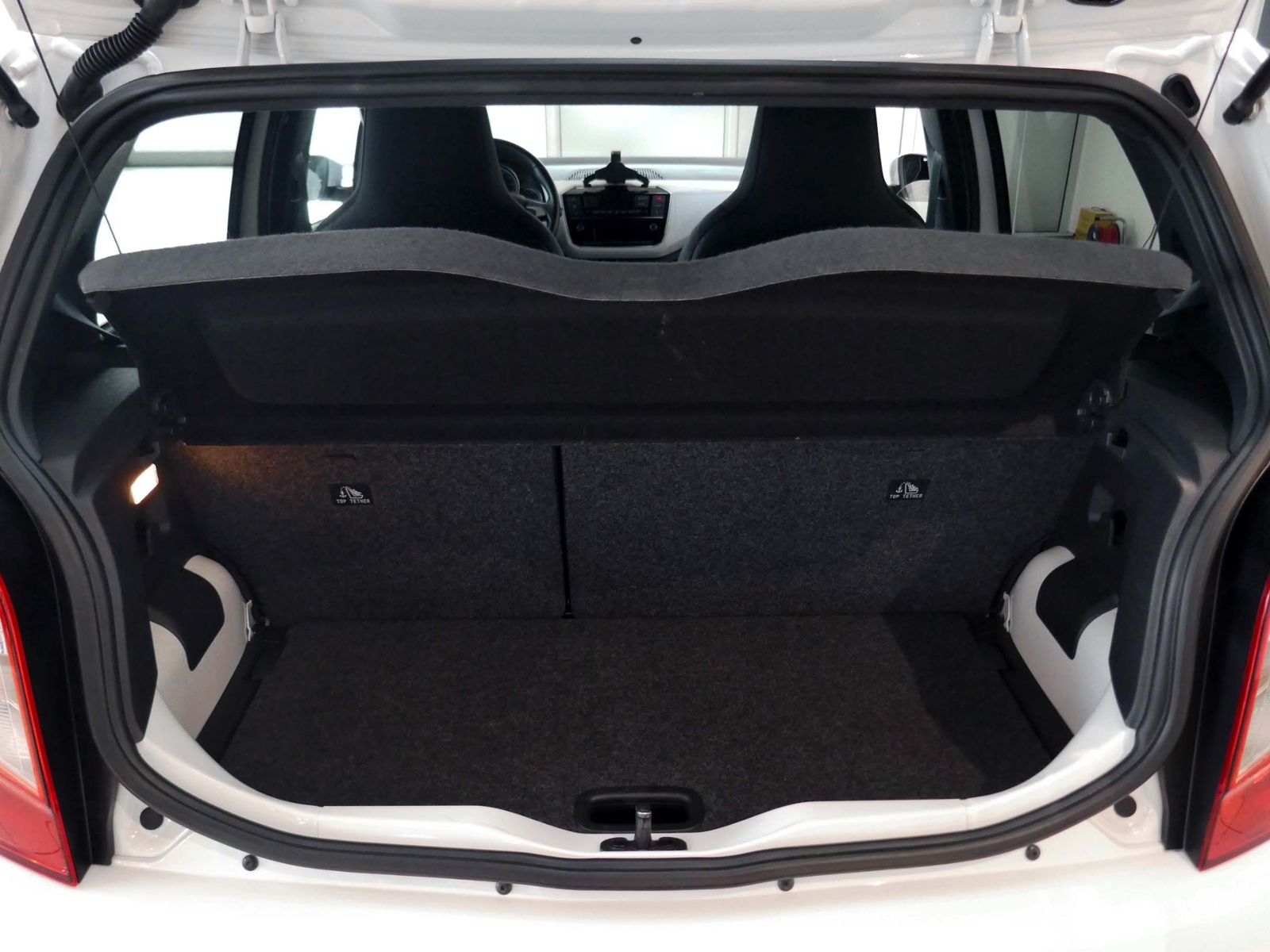Fahrzeugabbildung SEAT Mii electric Edition Power Charge 61kW | CCS PDC