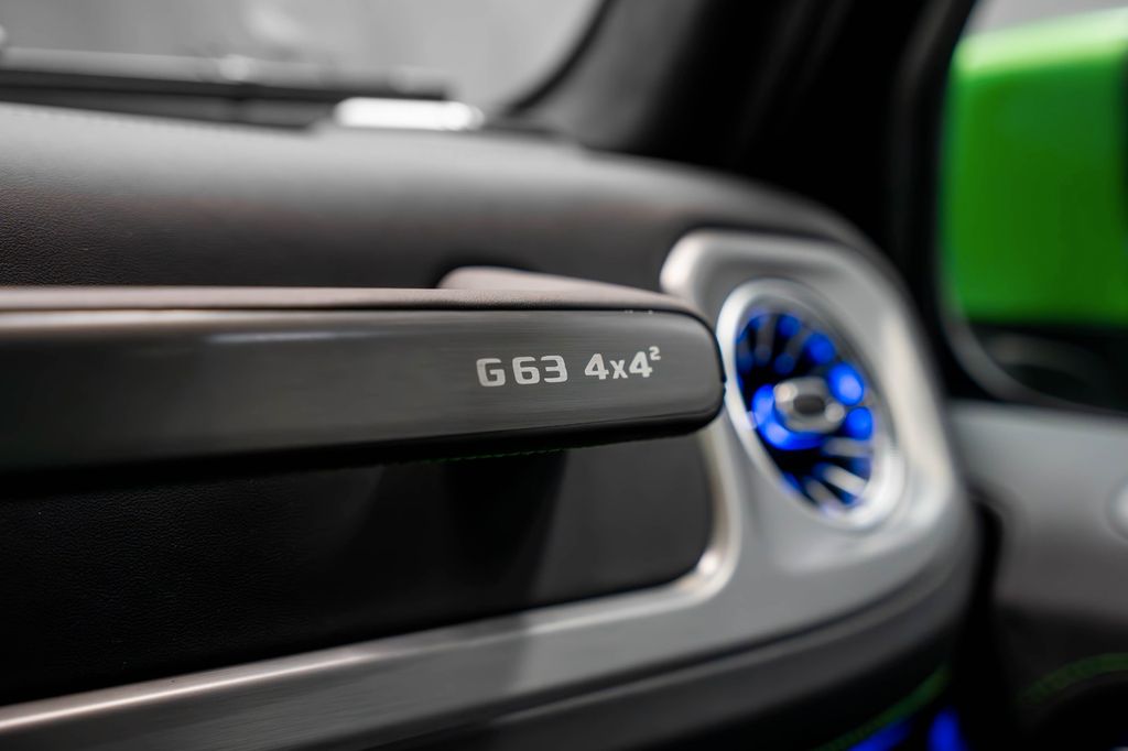 G 63 AMG 4×4² BRABUS 800 NEW AXLE FULL CARBON - Bild 27