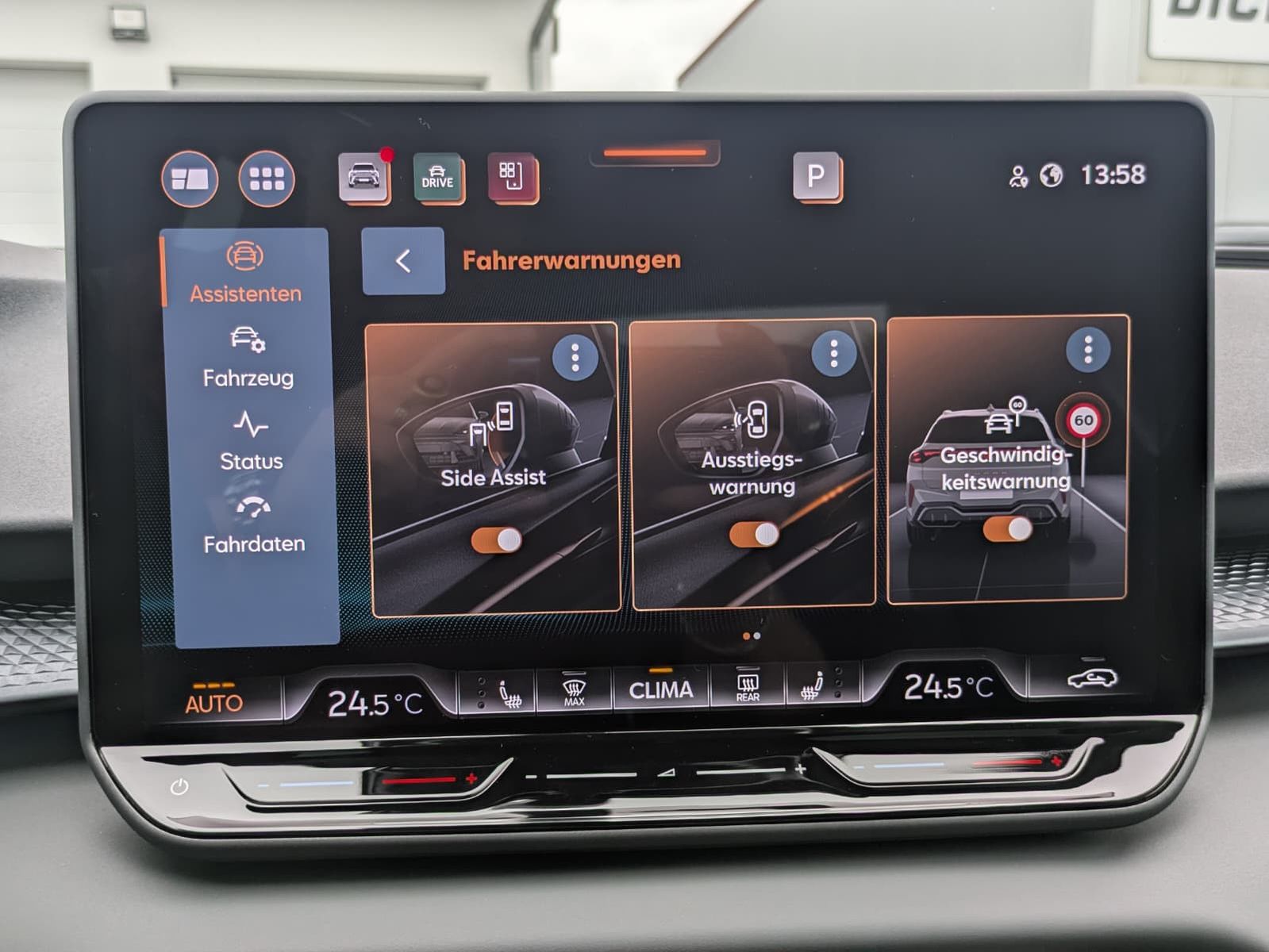 Fahrzeugabbildung CUPRA Terramar 2.0 TSI 4D VZ HUD*MATRIX*PANO*DCC*20"