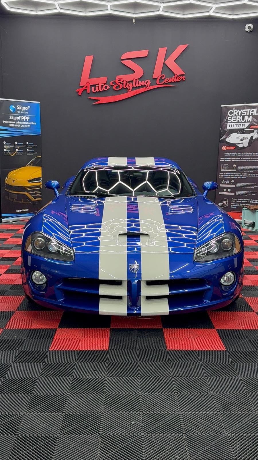 Dodge Viper SRT-10 -