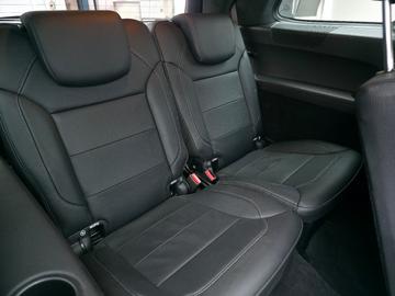 2016 Mercedes-BENZ GLS — миниатюра 25