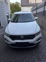 Volkswagen T-Roc 2.0 TDI SCR DSG 4MOTION ACTIVE ACTIVE - Volkswagen T-Roc ACTIVE mit Diesel-Antrieb