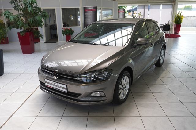 Volkswagen - Polo