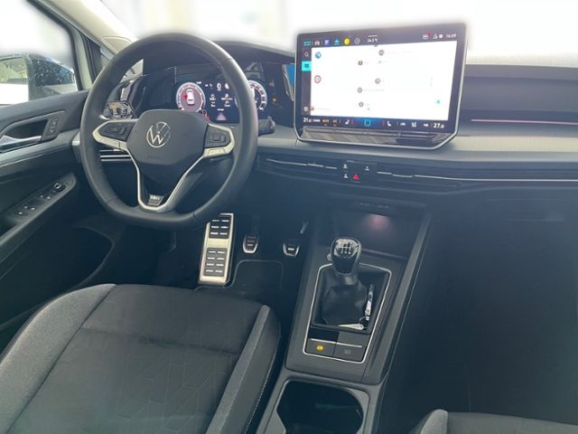 Fahrzeugabbildung Volkswagen Golf 1.5 TSI GOAL NAVI STANDHEIZUNG KAMERA
