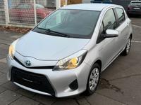 Toyota Yaris Hybrid Life *Navi-R-Kamera,KeylessGo*