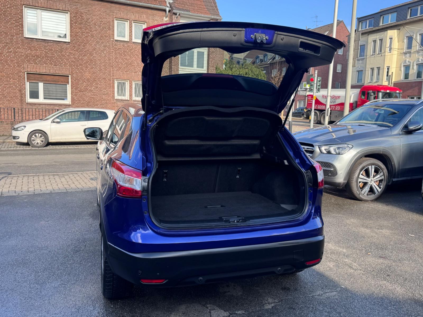 Nissan Qashqai 360° KAMERA,AUTOMATIK,KLIMA,1-HAND
