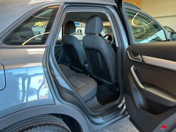 Audi Q3 *Bi-XENON*SITZHZ*PDC*1.AND*TEMPOMAT*