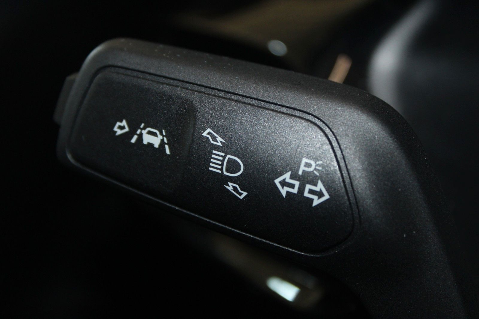 Fahrzeugabbildung Ford Puma Cool & Connect MHEV LED Allwetter WinterPak