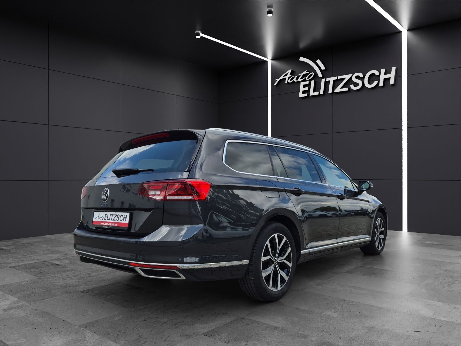 Fahrzeugabbildung Volkswagen Passat Variant GTE AHK Navi ACC RFK SH LM