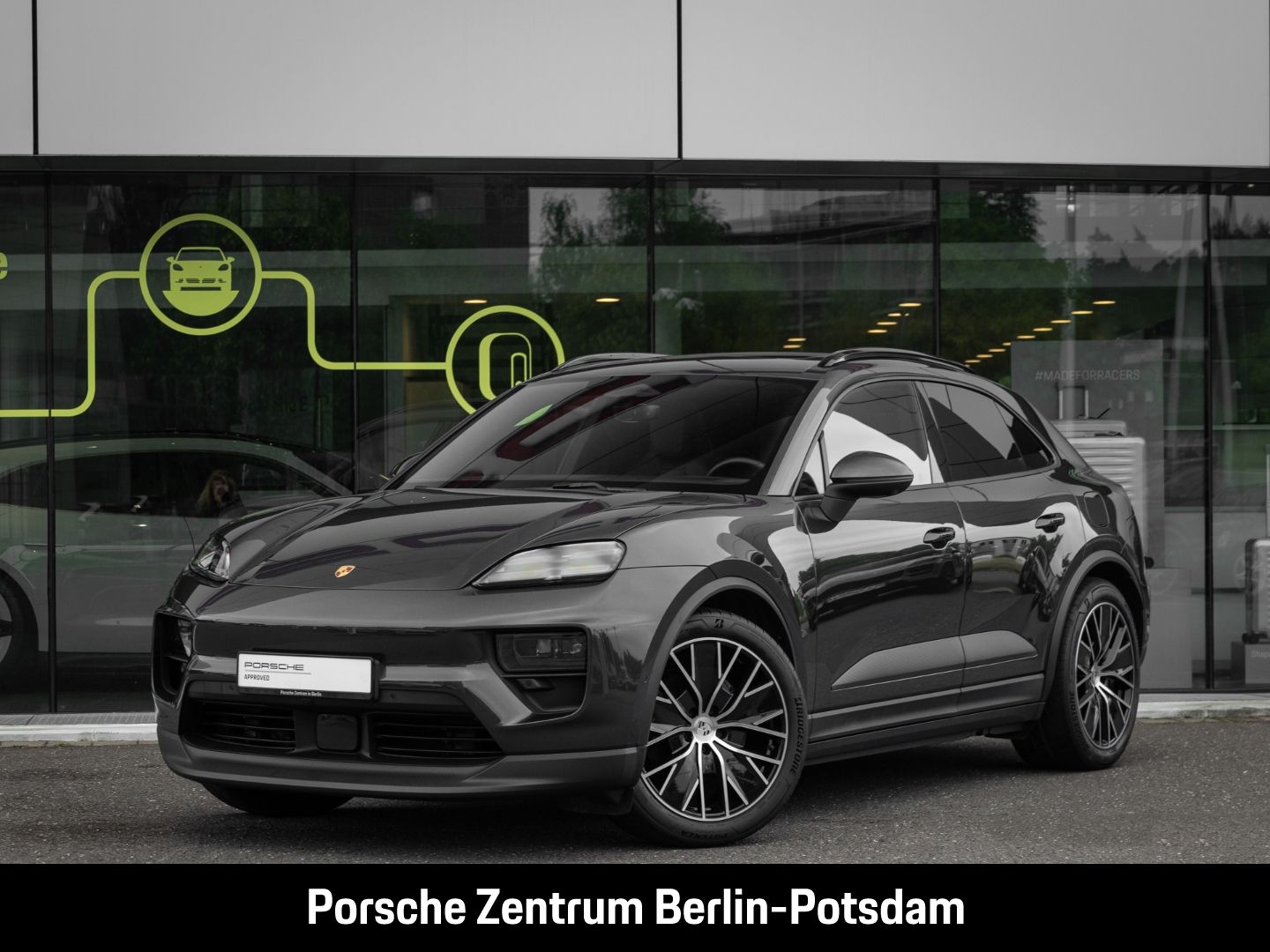 Porsche Macan Surround-View Luftfederung PASM Erstbesitz