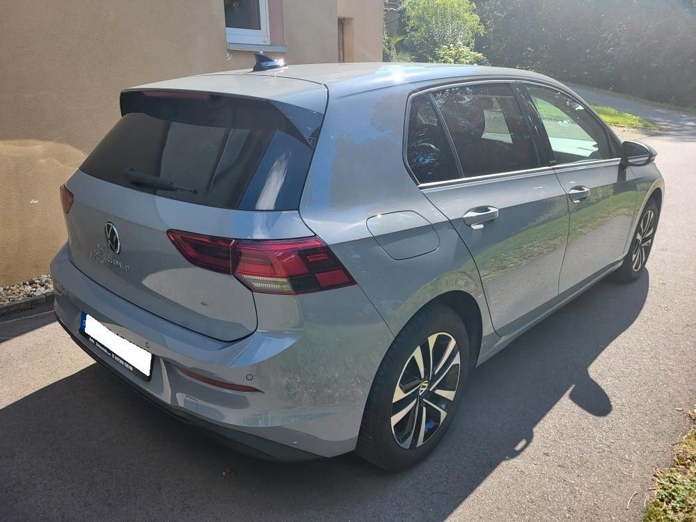 Volkswagen Golf TSI United 150PS 16"LM StdHz Navi AmbiL    