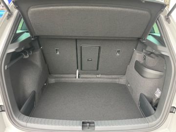 Fahrzeugabbildung SKODA Karoq 1.5 TSI Sportline DSG Pano/LED/ACC/AHK