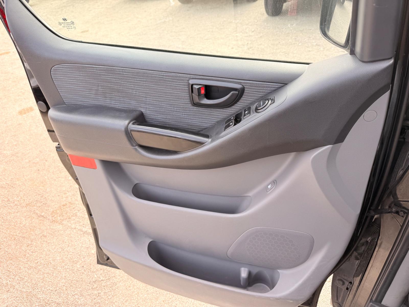 Hyundai H-1 Kasten,Klima,AHK,TÜV 11.2027