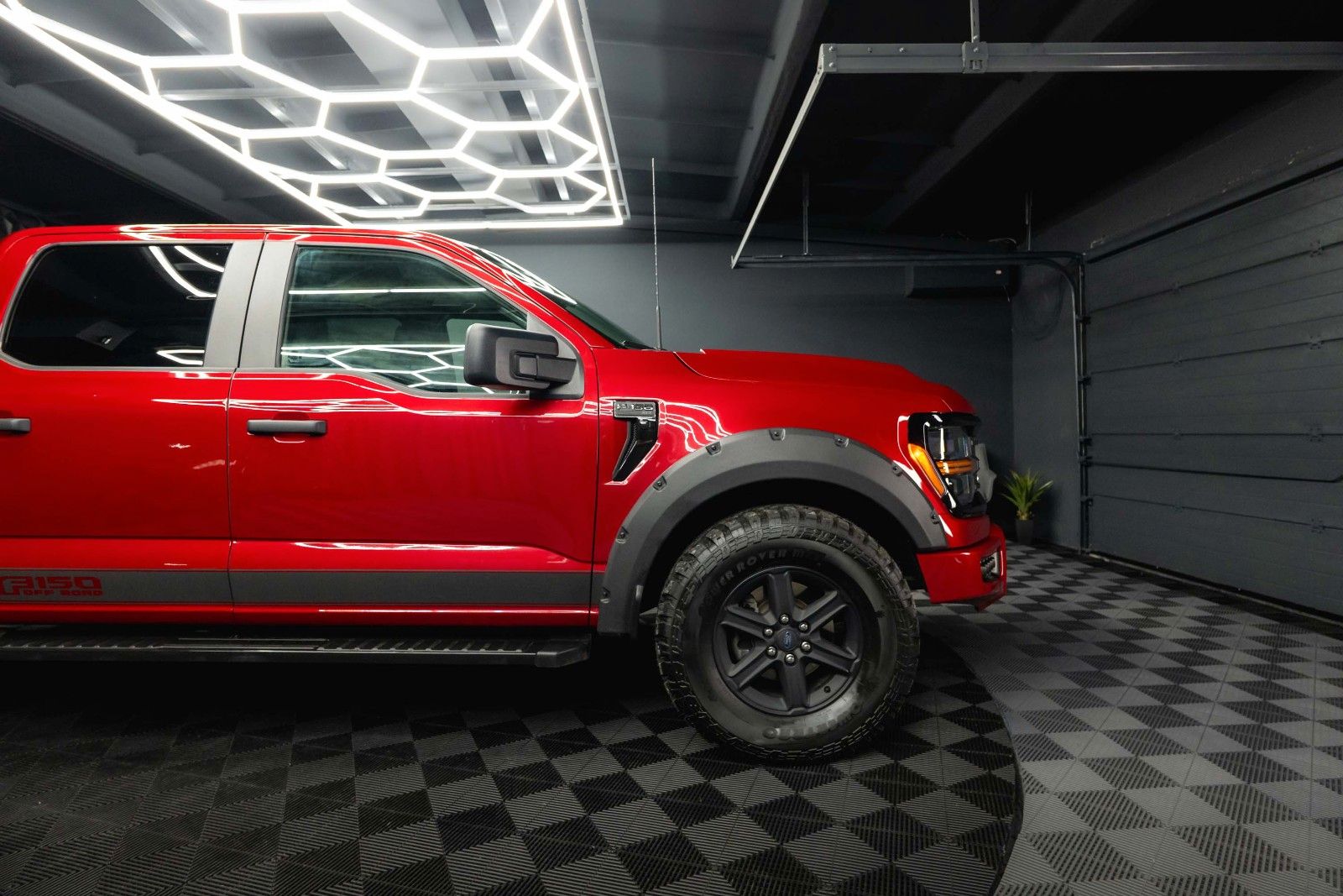Fahrzeugabbildung Ford F150 5.0L V8 4x4 Offroad SuperCrew RAPTOR 19%