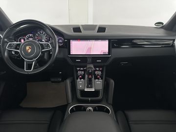 Porsche Cayenne - 10