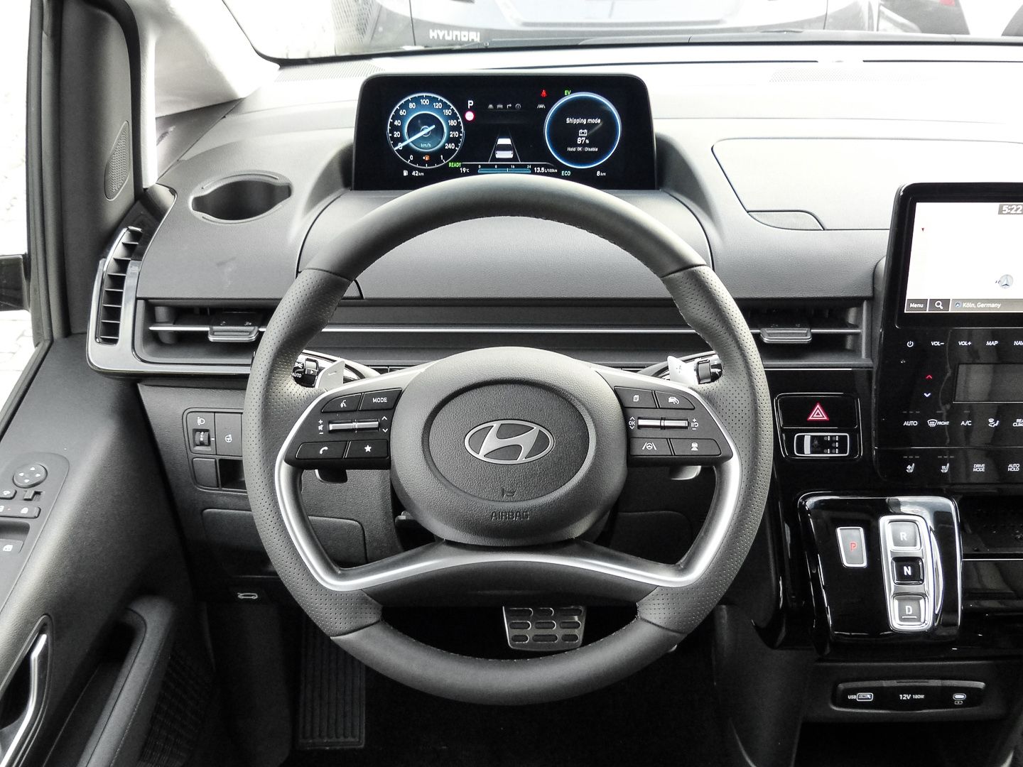 Hyundai Staria – Bild 10