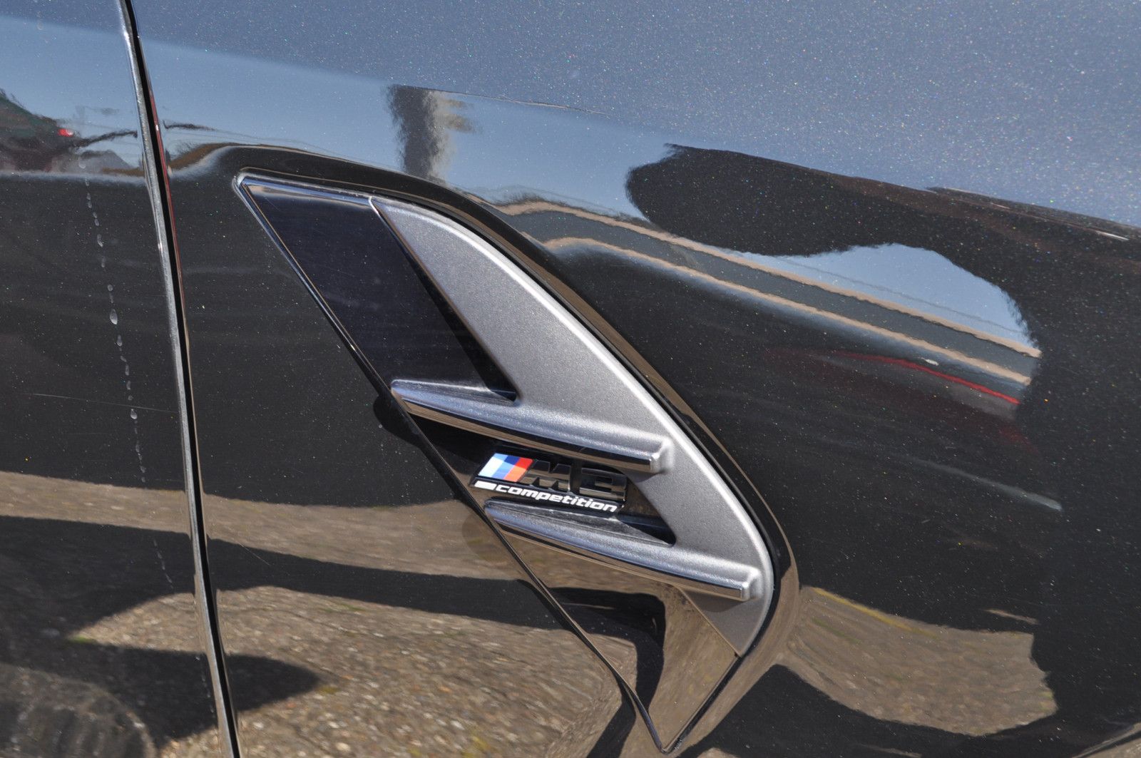 Fahrzeugabbildung BMW M3  Competition Carbon Head up Panoramadach
