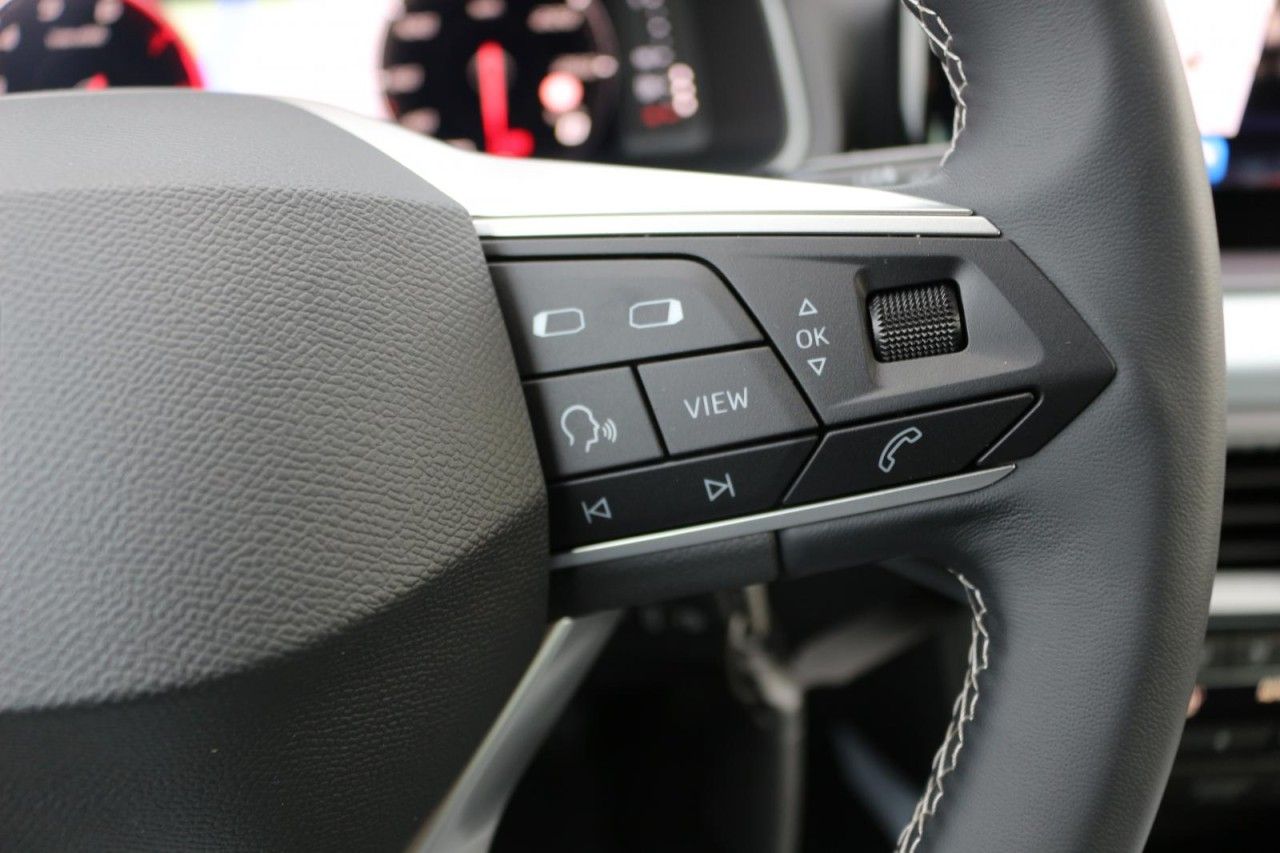 Fahrzeugabbildung SEAT Arona Style 1.0 TSI 110 PS 6-Gang VFW
