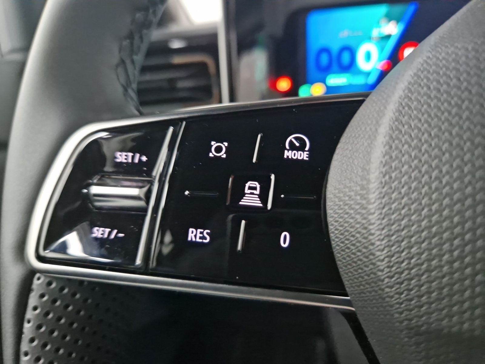 RENAULT R 4 E-Tech Techno plein sud 150 Comfort Range – Bild 29