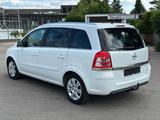 Opel Zafira B Family Plus 1.8 AHK Xenon SHZ Klima - Opel Zafira: 1.8