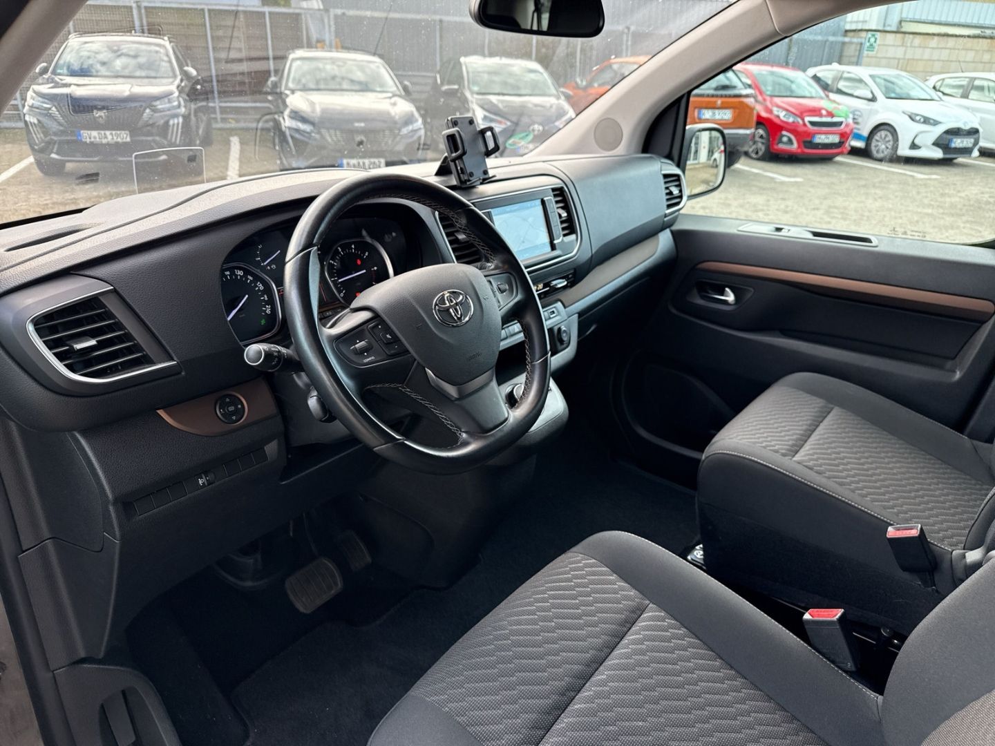 Fahrzeugabbildung Crosscamp Camper Van Flex Faltdach HUD StandHZG AHK-abnehm