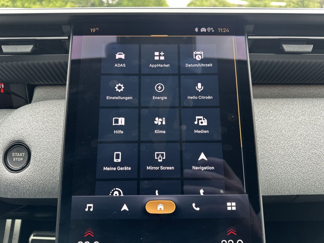 Fahrzeugabbildung Citroën C5 Aircross Elektro 210 Komfort-Range Team D - mit KI generiert/bearbeitet